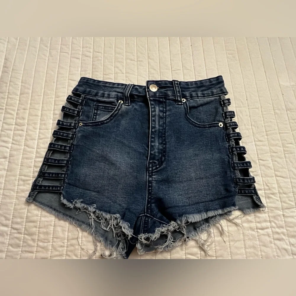 Windsor cutout denim shorts